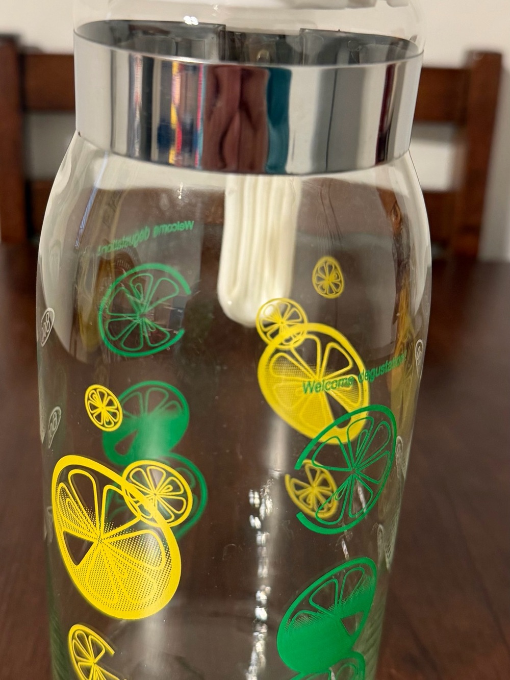 Vintage Pyrex Glass Lemon Lime Pitcher Carafe 1 Quart Welcome Degustation! 9.5" - Picture 4 of 7